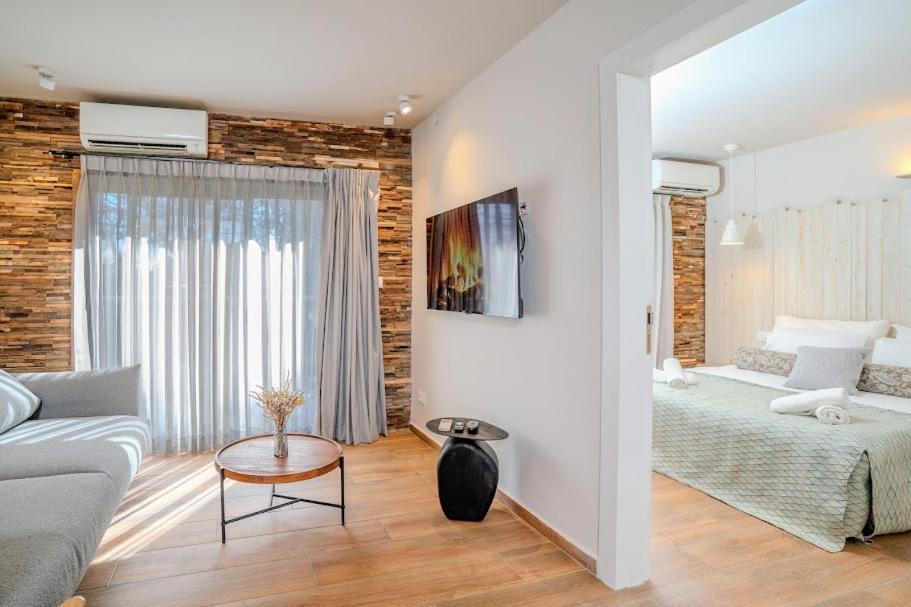 Ein Zivan Village Resort Екстер'єр фото